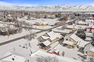 507 S 200 W, Wellsville, UT 84339 - Photo 32