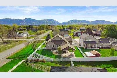 507 S 200 W, Wellsville, UT 84339 - Photo 30
