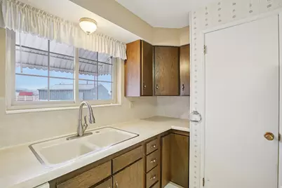 830 N Old Lincoln Hwy, Grantsville, UT 84029 - Photo 14