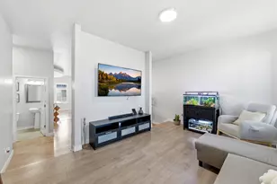 5373 W Bowstring Way, South Jordan, UT 84009 - Photo 6