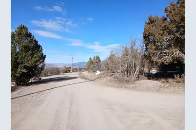 226 Whispering Pines 3 W #226, Mount Pleasant, UT 84647 - Photo 2