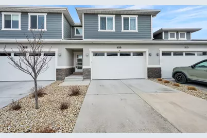 1373 W Stewart Falls Dr, Riverton, UT 84065 - Photo 2