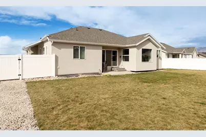 1154 N Berra Blvd, Tooele, UT 84074 - Photo 32