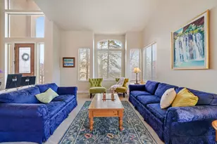 1536 E Lantern Ln, Draper, UT 84020 - Photo 2