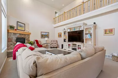 1536 E Lantern Ln, Draper, UT 84020 - Photo 8