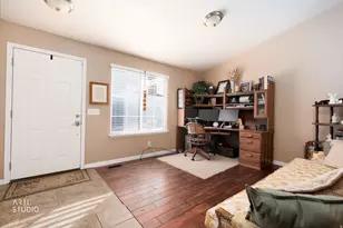 516 W Natalie Way, Saratoga Springs, UT 84045 - Photo 6