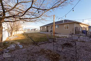 516 W Natalie Way, Saratoga Springs, UT 84045 - Photo 34