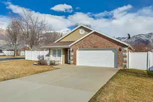 2516 N Dorchester Ave, Harrisville, UT 84414 - Photo 22