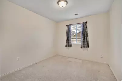 2516 N Dorchester Ave, Harrisville, UT 84414 - Photo 16