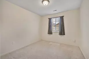 2516 N Dorchester Ave, Harrisville, UT 84414 - Photo 16