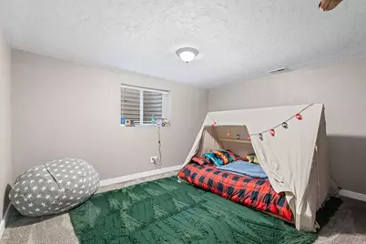 1065 N 100 E, American Fork, UT 84003 - Photo 32