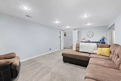 1065 N 100 E, American Fork, UT 84003 - Photo 28