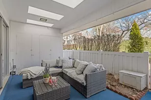 2286 E Carriage Ln, Holladay, UT 84117 - Photo 18