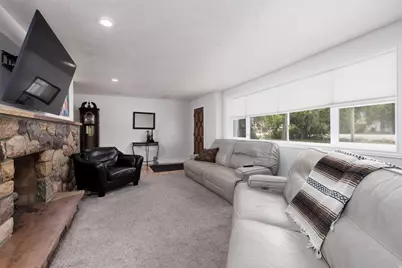 295 S State St, Ferron, UT 84523 - Photo 8