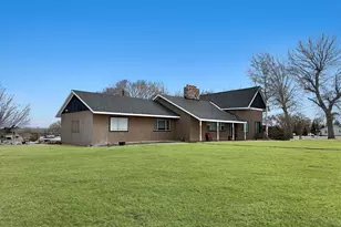 295 S State St, Ferron, UT 84523 - Photo 48