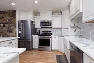 295 S State St, Ferron, UT 84523 - Photo 14