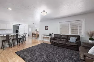 295 S State St, Ferron, UT 84523 - Photo 10