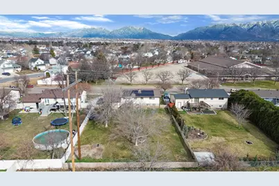 2181 S Katies Way, Clearfield, UT 84015 - Photo 30