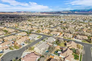 2551 S Honey Bee Cir, Washington, UT 84780 - Photo 34