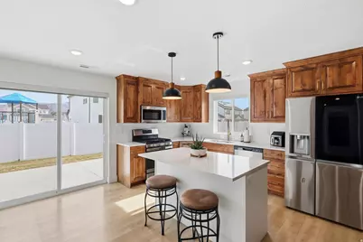 852 N 930 W, Tremonton, UT 84337 - Photo 14