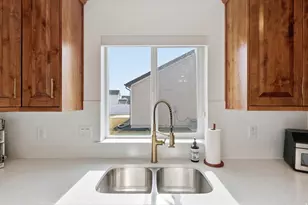 852 N 930 W, Tremonton, UT 84337 - Photo 16