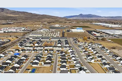 852 N 930 W, Tremonton, UT 84337 - Photo 4