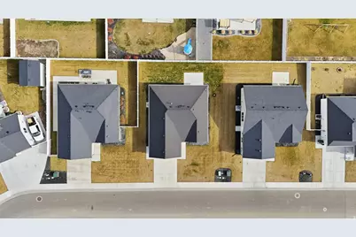 852 N 930 W, Tremonton, UT 84337 - Photo 2