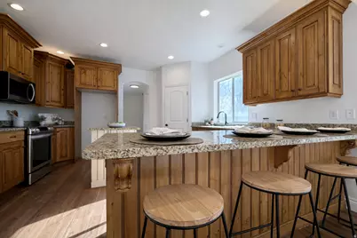 782 E Grand Cayman Dr, Millcreek, UT 84107 - Photo 8