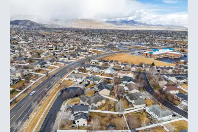5496 W Prairie Dawn Ln, Herriman, UT 84096 - Photo 42