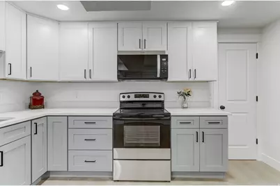 3500 W 6825 S, West Jordan, UT 84088 - Photo 16