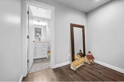 1443 W 550 S, Syracuse, UT 84075 - Photo 32