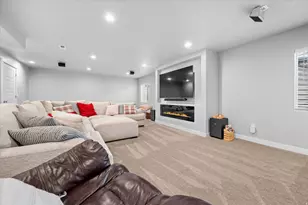 1443 W 550 S, Syracuse, UT 84075 - Photo 38