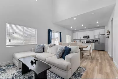 1713 E Bison Dr, Eagle Mountain, UT 84005 - Photo 4