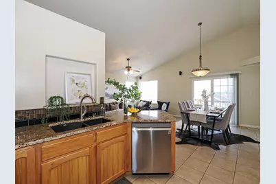 5975 S Ridge Flower Way W, Salt Lake City, UT 84118 - Photo 32