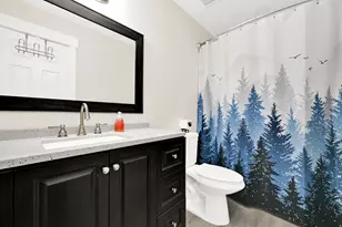 1843 E Hayes Dr N, Layton, UT 84040 - Photo 24