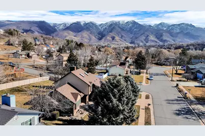 1843 E Hayes Dr N, Layton, UT 84040 - Photo 4