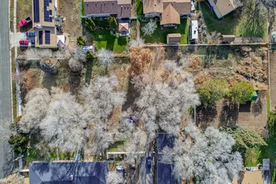 2263 N 900 W, Clinton, UT 84015 - Photo 2