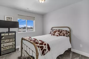 2049 W Natalie Ave, Syracuse, UT 84075 - Photo 26