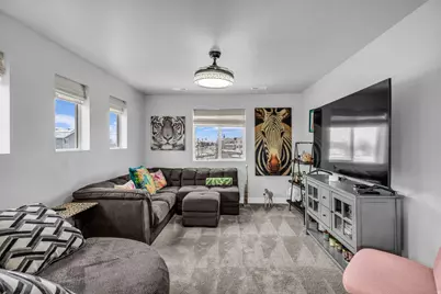 2049 W Natalie Ave, Syracuse, UT 84075 - Photo 16