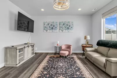 2049 W Natalie Ave, Syracuse, UT 84075 - Photo 4