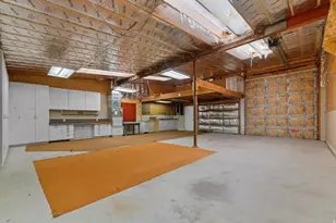 2842 E 7375 S, Cottonwood Heights, UT 84121 - Photo 28