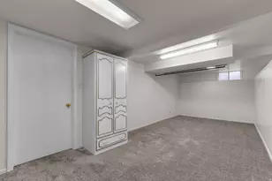 2842 E 7375 S, Cottonwood Heights, UT 84121 - Photo 16