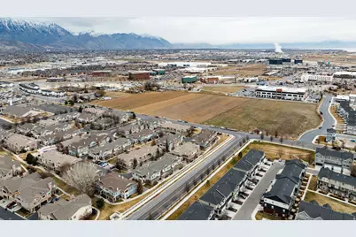 18 S 1630 W, Pleasant Grove, UT 84062 - Photo 24