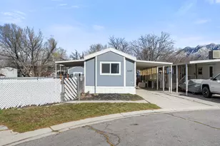 11265 S Crescent Park Cir E, Sandy, UT 84094 - Photo 20