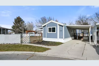 11265 S Crescent Park Cir E, Sandy, UT 84094 - Photo 2