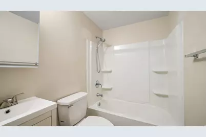 11265 S Crescent Park Cir E, Sandy, UT 84094 - Photo 12