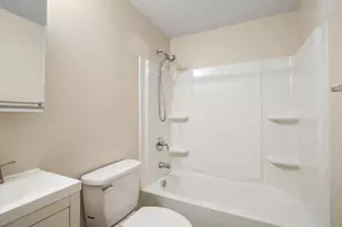 11265 S Crescent Park Cir E, Sandy, UT 84094 - Photo 12