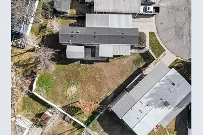 11265 S Crescent Park Cir E, Sandy, UT 84094 - Photo 26