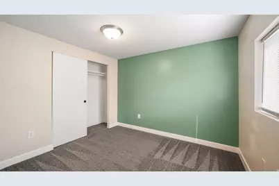 11265 S Crescent Park Cir E, Sandy, UT 84094 - Photo 14