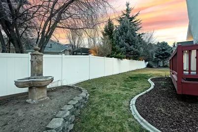 6669 S Anne Marie Dr, Cottonwood Heights, UT 84121 - Photo 52